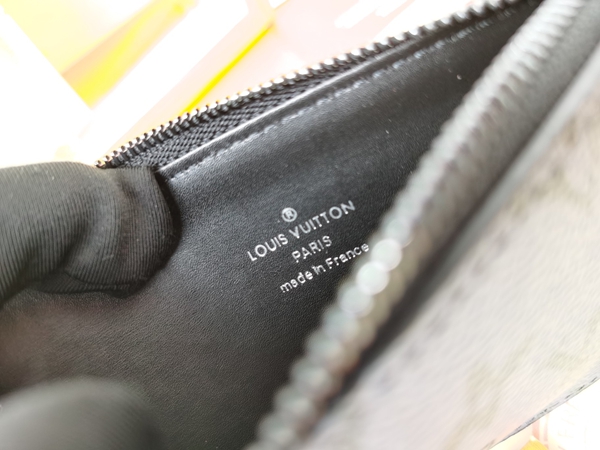 LVコピーウォレット角部分ディテール